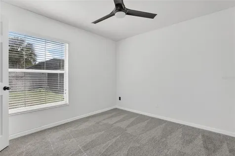 1042 Chamberlin Trail St Cloud FL 34772