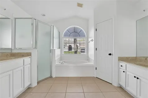 1042 Chamberlin Trail St Cloud FL 34772