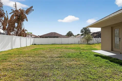 1042 Chamberlin Trail St Cloud FL 34772