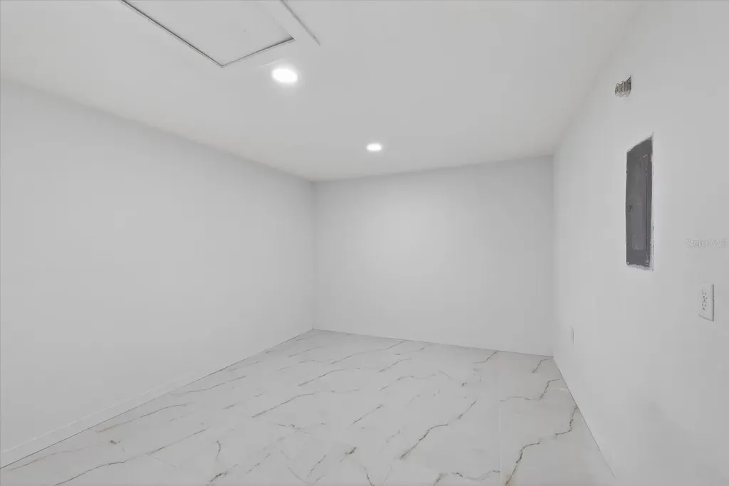 8915 Saboda Court Tampa FL 33634
