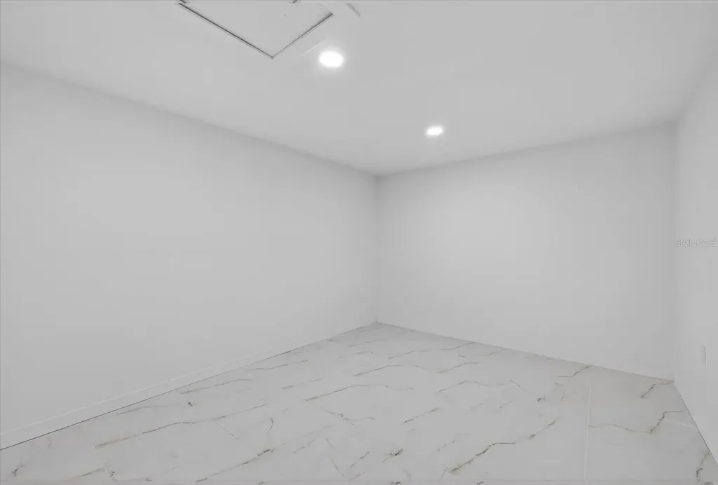 8915 Saboda Court Tampa FL 33634