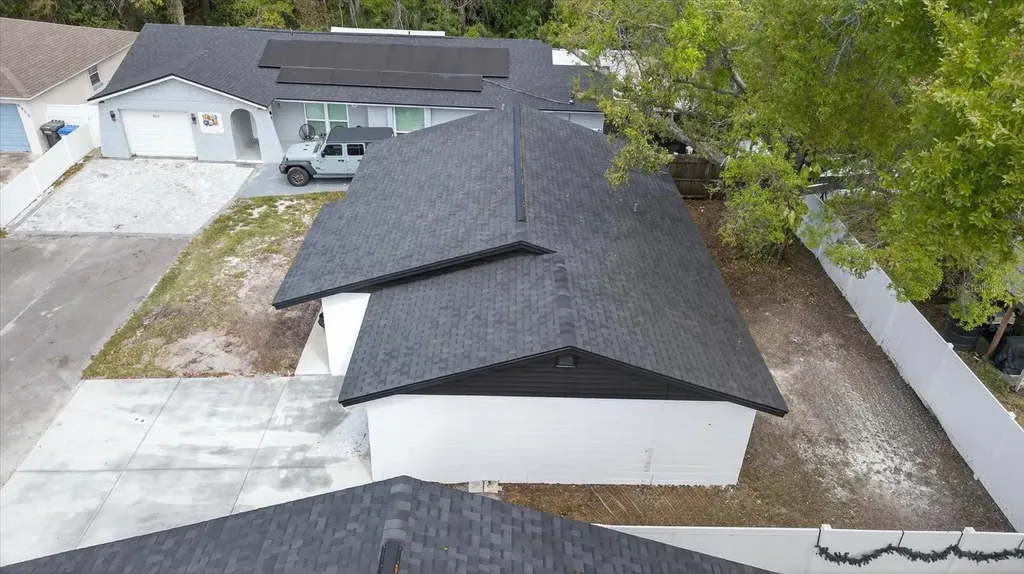 8915 Saboda Court Tampa FL 33634