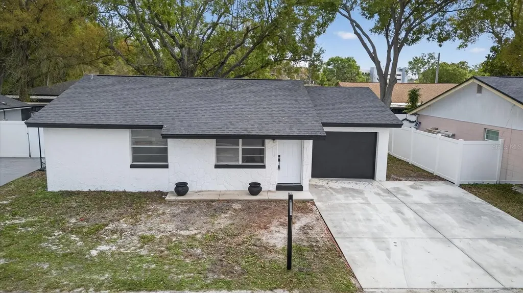 8915 Saboda Court Tampa FL 33634