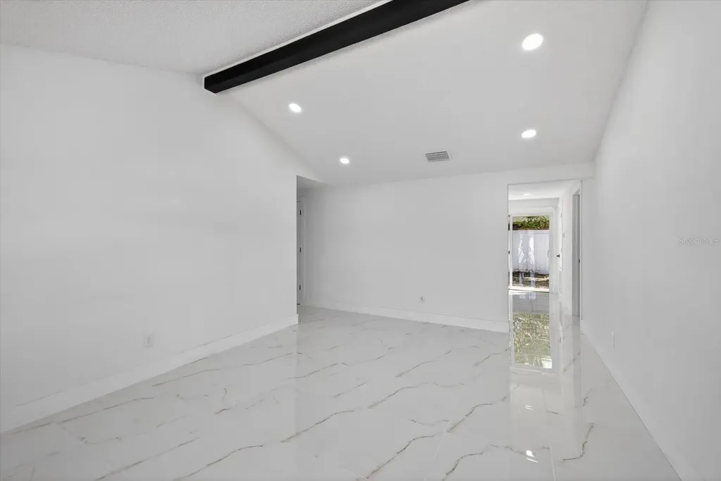 8915 Saboda Court Tampa FL 33634