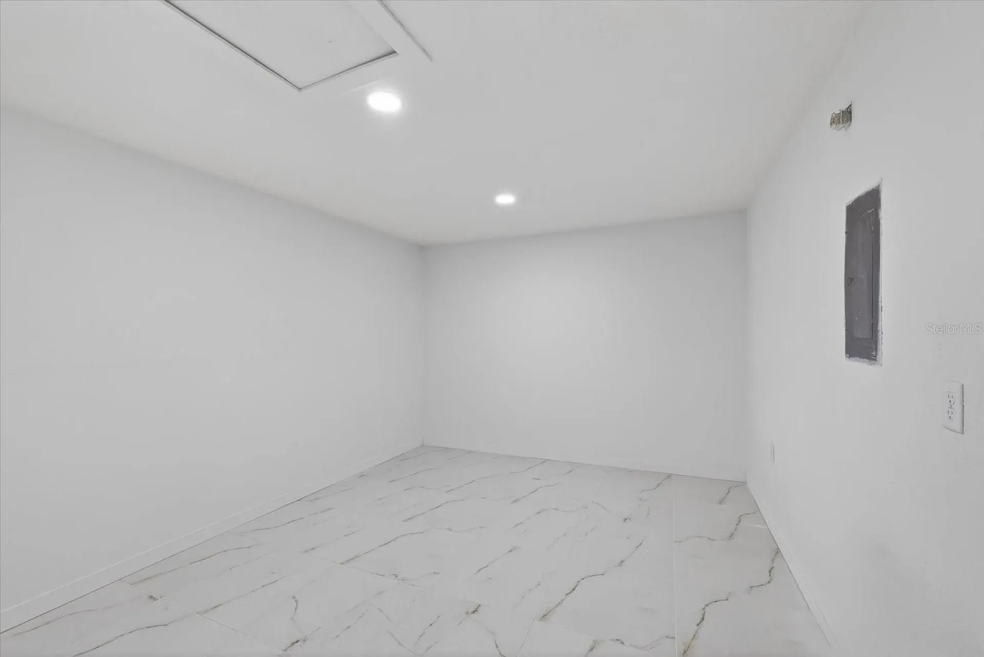 8915 Saboda Court Tampa FL 33634