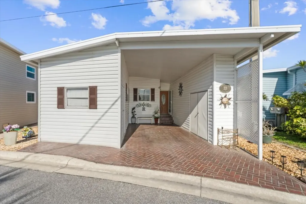 33 N Starboard Drive Venice FL 34285