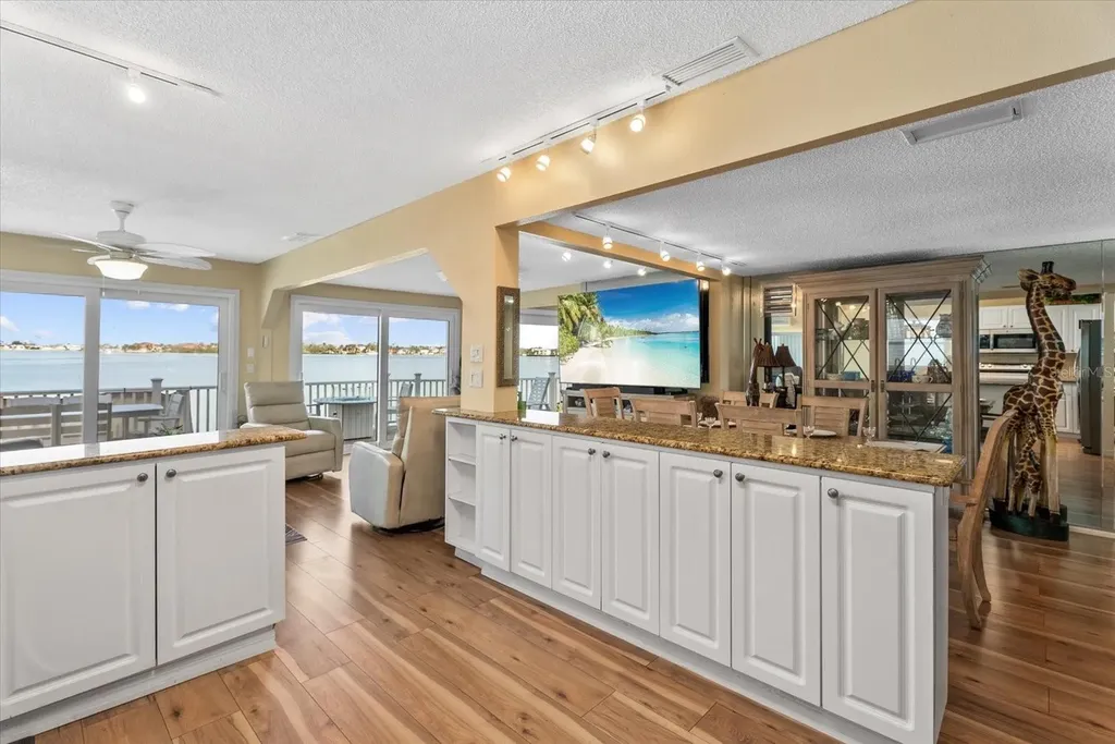 33 N Starboard Drive Venice FL 34285