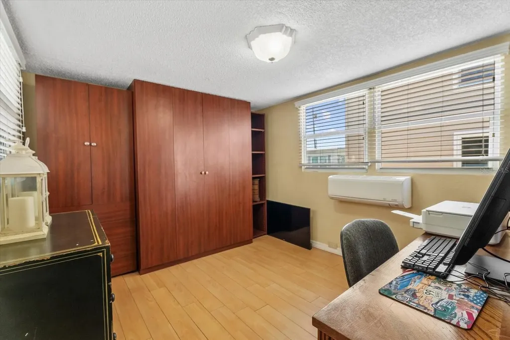 33 N Starboard Drive Venice FL 34285