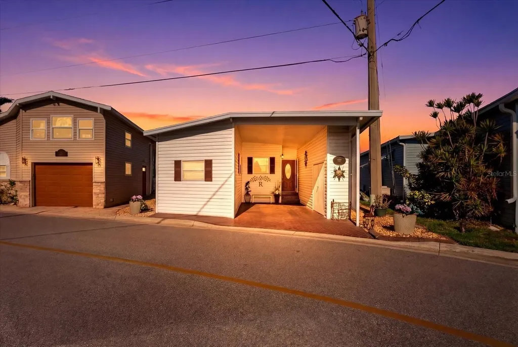 33 N Starboard Drive Venice FL 34285