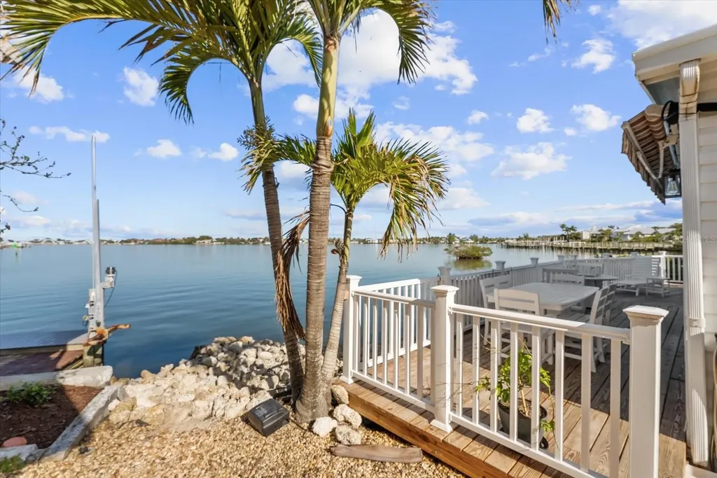 33 N Starboard Drive Venice FL 34285