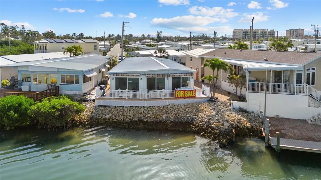 33 N Starboard Drive Venice FL 34285