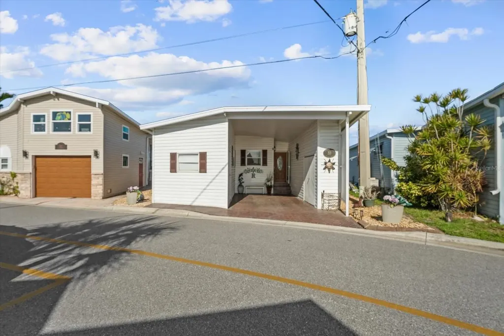 33 N Starboard Drive Venice FL 34285