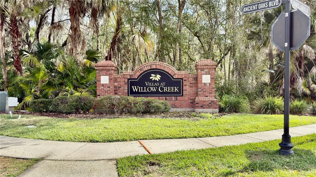3403 Chapel Creek Circle Wesley Chapel FL 33544