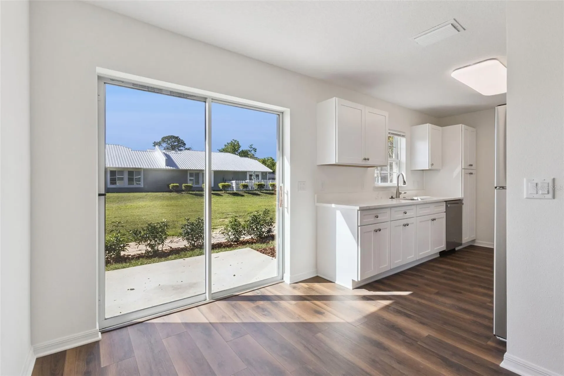 1073 N Rockingham Avenue Tavares FL 32778