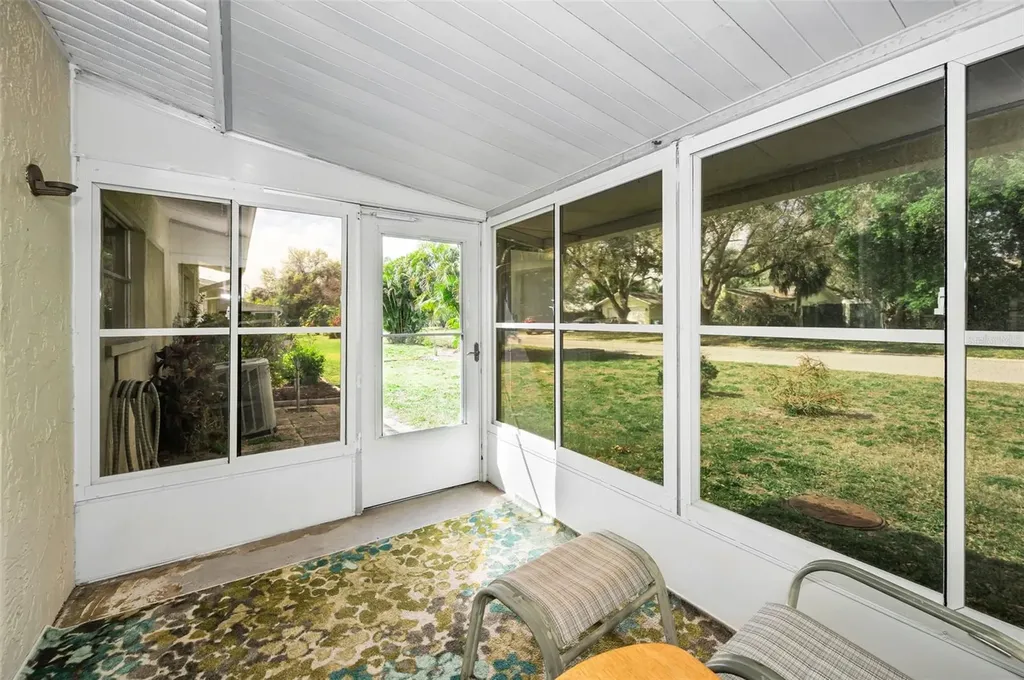 852 Oxford Court Dunedin FL 34698
