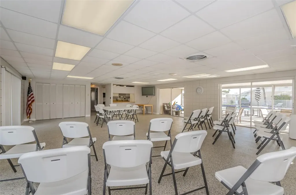 852 Oxford Court Dunedin FL 34698