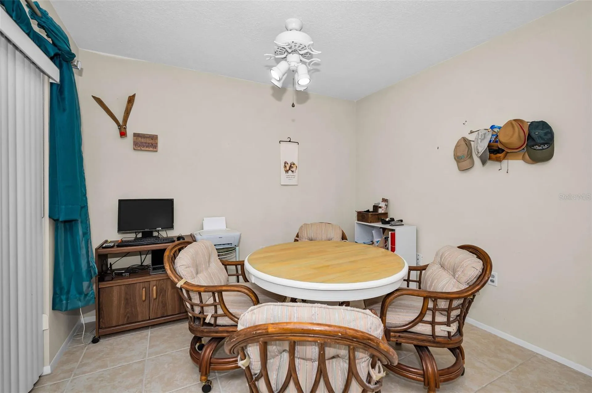852 Oxford Court Dunedin FL 34698