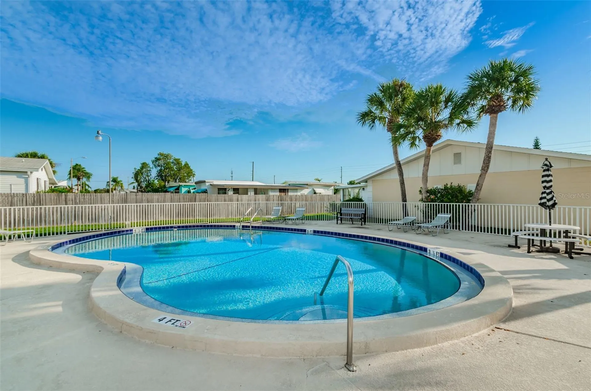 852 Oxford Court Dunedin FL 34698