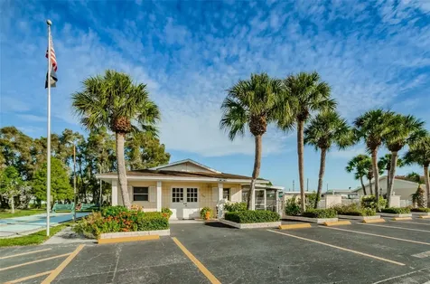 852 Oxford Court Dunedin FL 34698