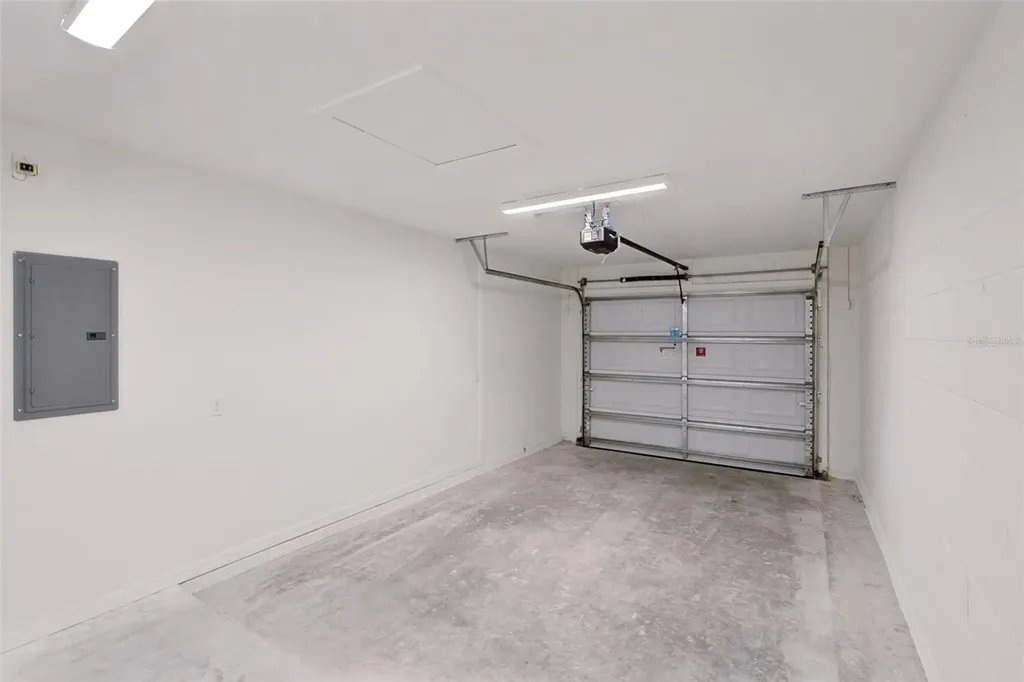 1075 N Rockingham Avenue Tavares FL 32778