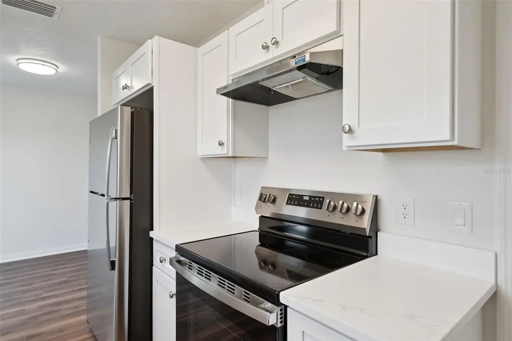 1075 N Rockingham Avenue Tavares FL 32778