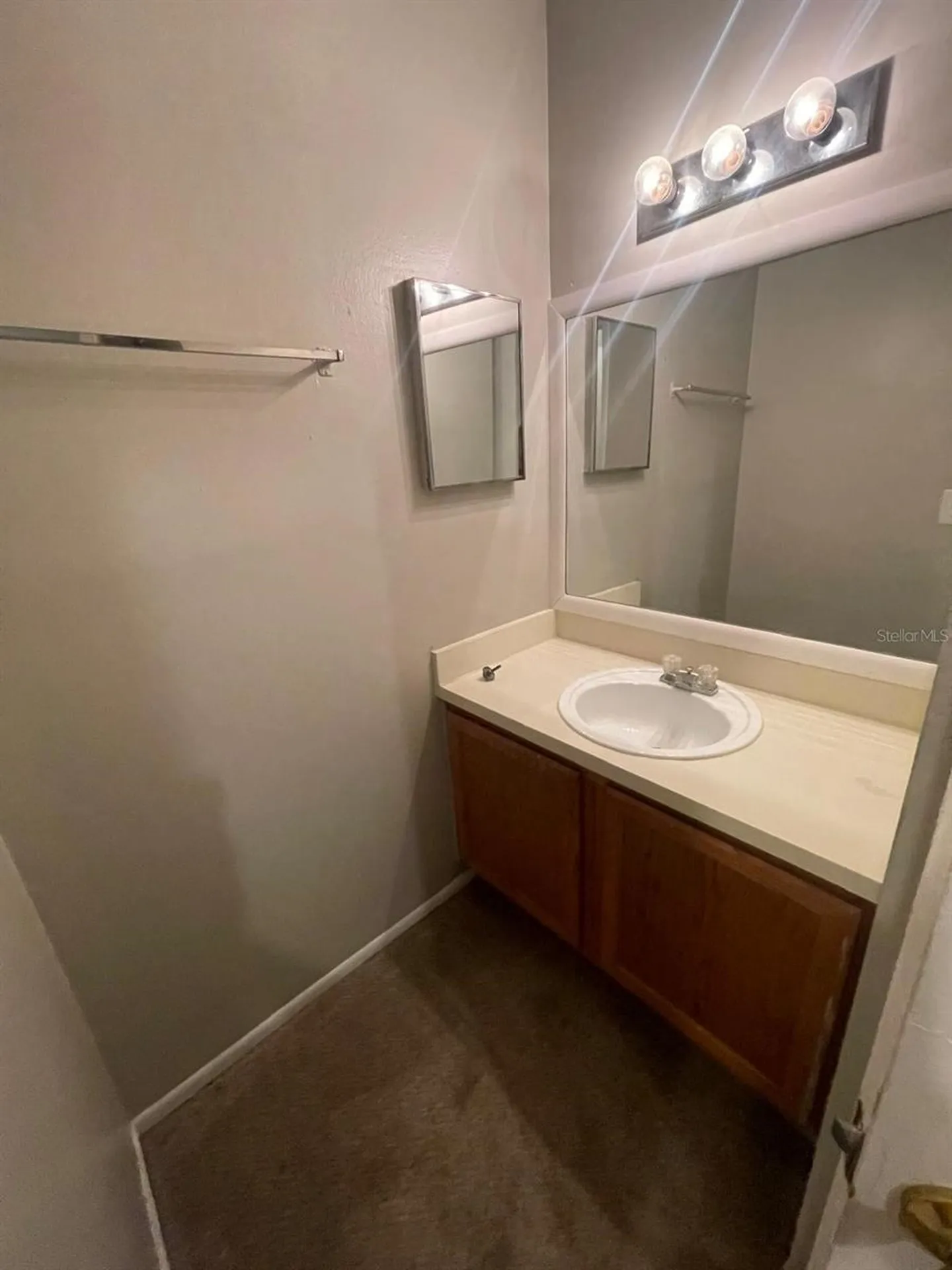 4149 S Semoran Boulevard Orlando FL 32822