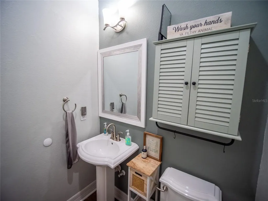 8986 Fullerwood Avenue Orlando FL 32832