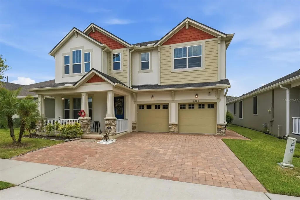 8986 Fullerwood Avenue Orlando FL 32832
