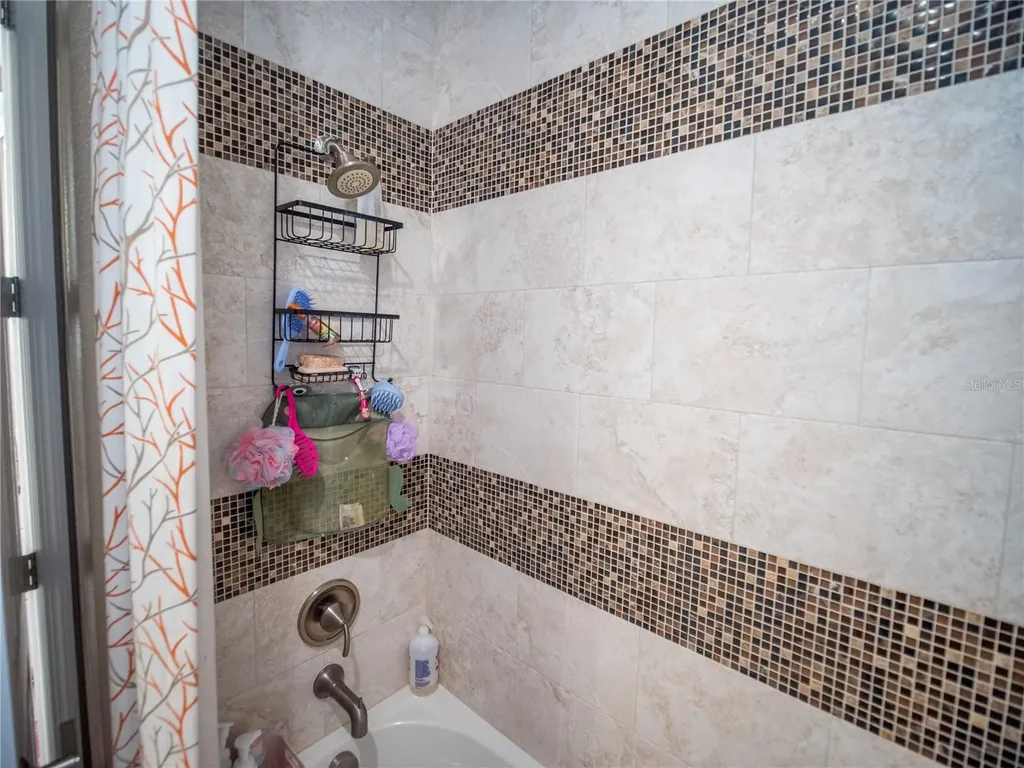 8986 Fullerwood Avenue Orlando FL 32832