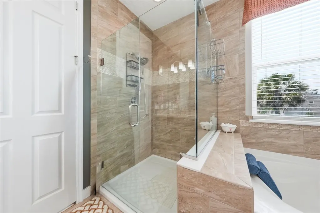8986 Fullerwood Avenue Orlando FL 32832
