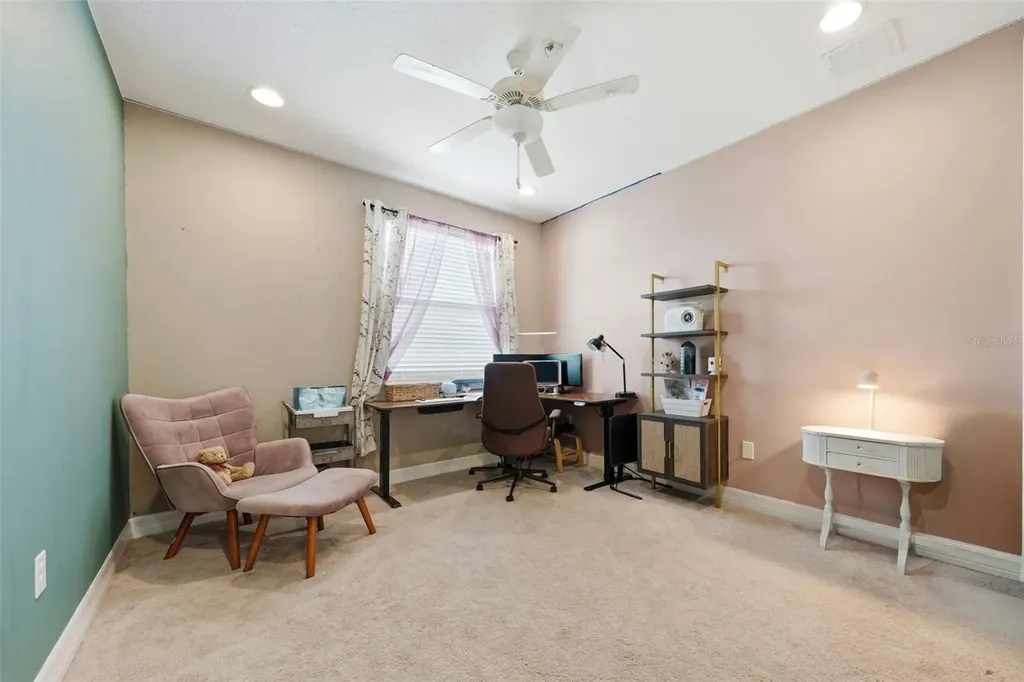 8986 Fullerwood Avenue Orlando FL 32832