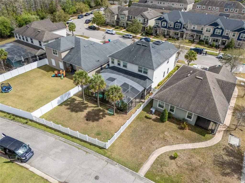 8986 Fullerwood Avenue Orlando FL 32832