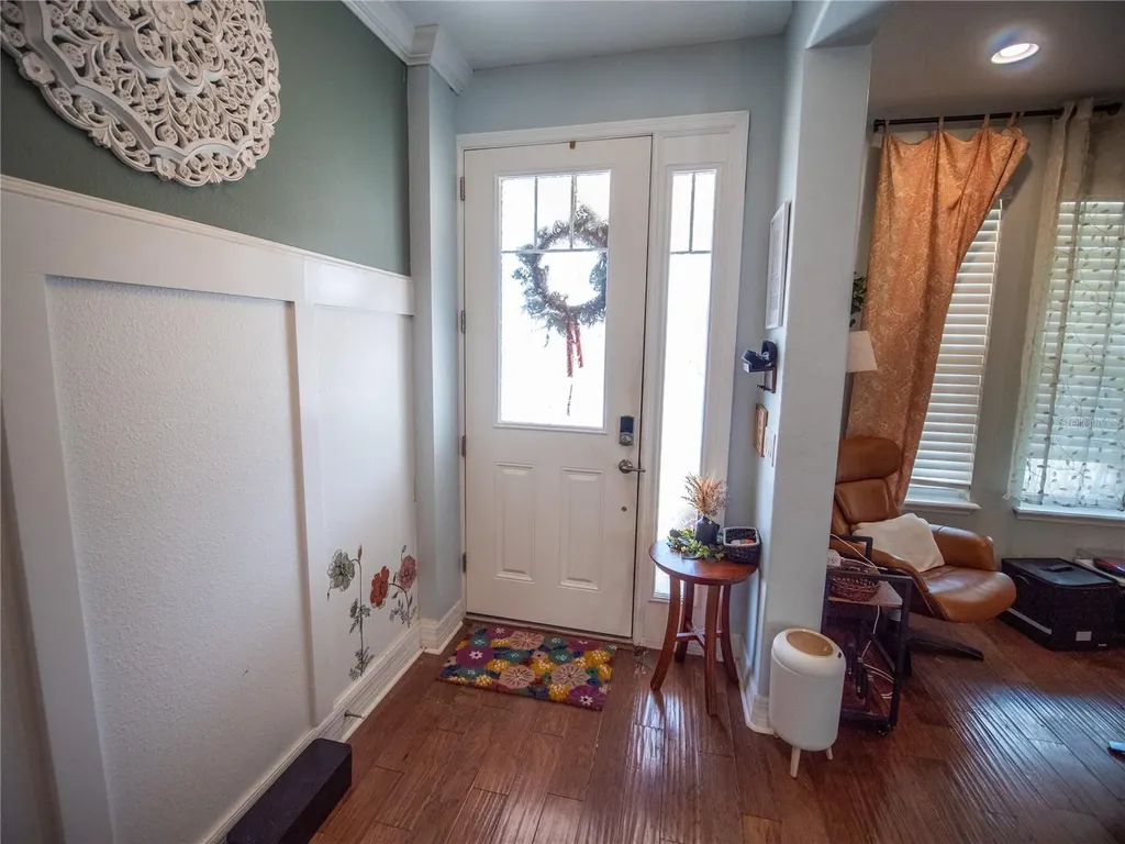 8986 Fullerwood Avenue Orlando FL 32832