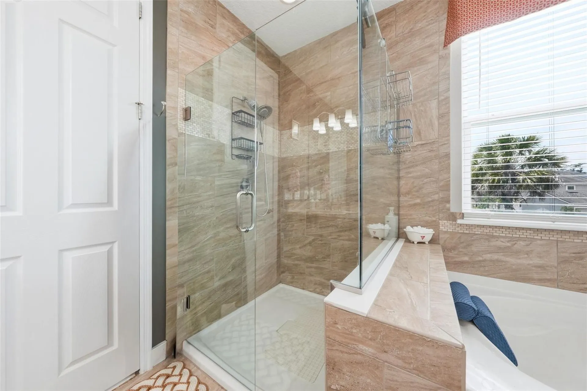 8986 Fullerwood Avenue Orlando FL 32832