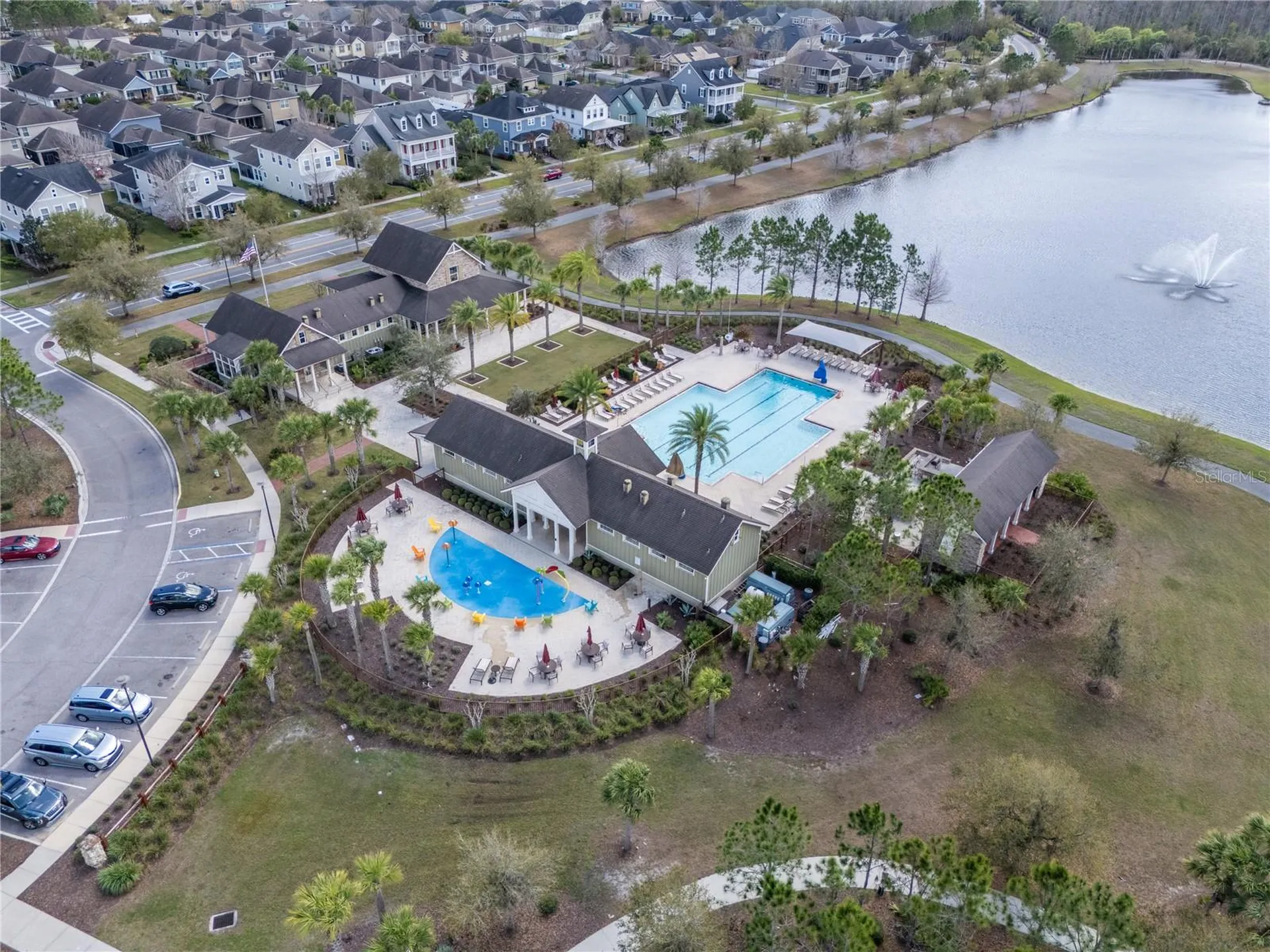 8986 Fullerwood Avenue Orlando FL 32832