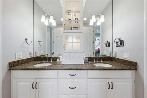 8986 Fullerwood Avenue Orlando FL 32832