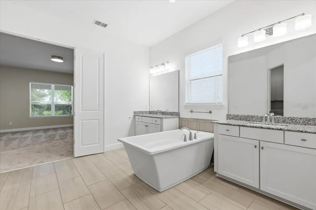 16545 Broadwater Avenue Winter Garden FL 34787