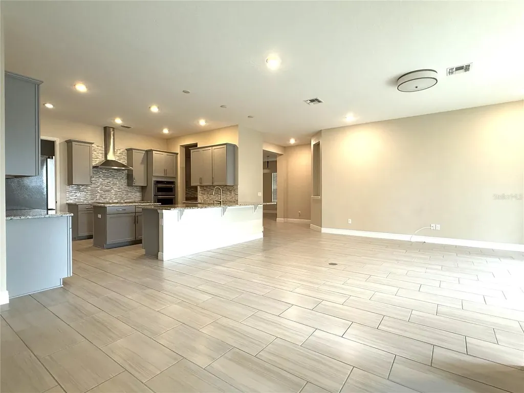 16545 Broadwater Avenue Winter Garden FL 34787