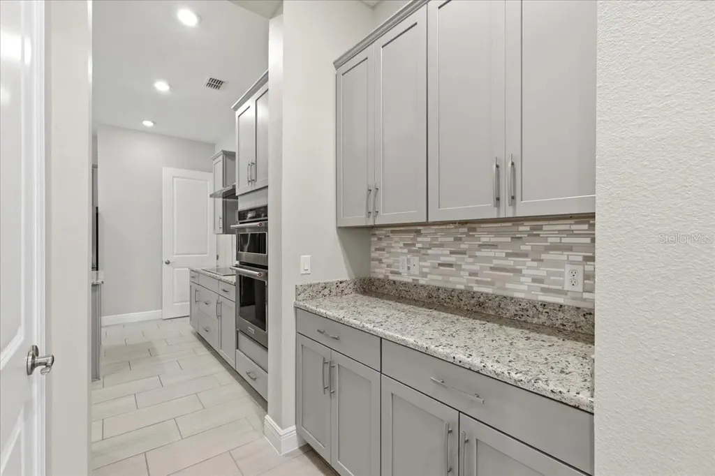 16545 Broadwater Avenue Winter Garden FL 34787