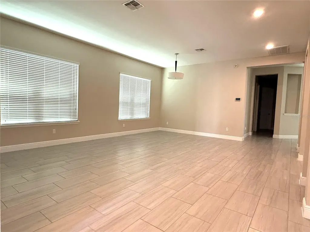 16545 Broadwater Avenue Winter Garden FL 34787
