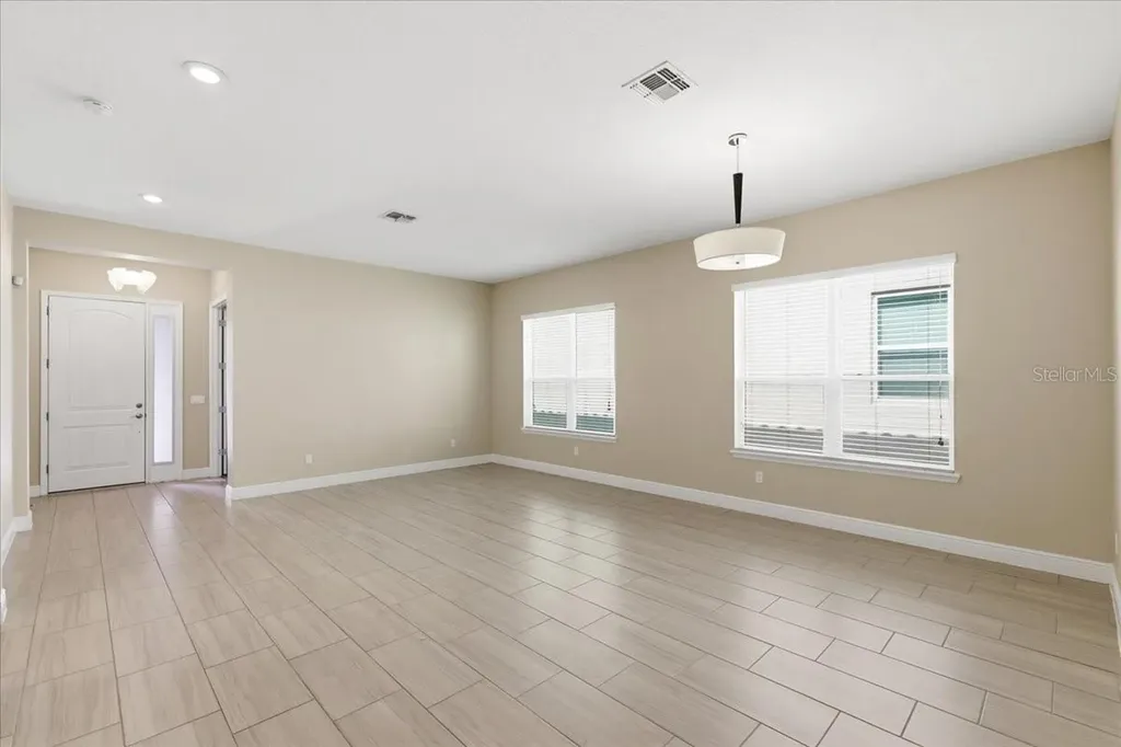16545 Broadwater Avenue Winter Garden FL 34787