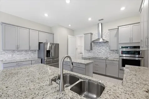 16545 Broadwater Avenue Winter Garden FL 34787