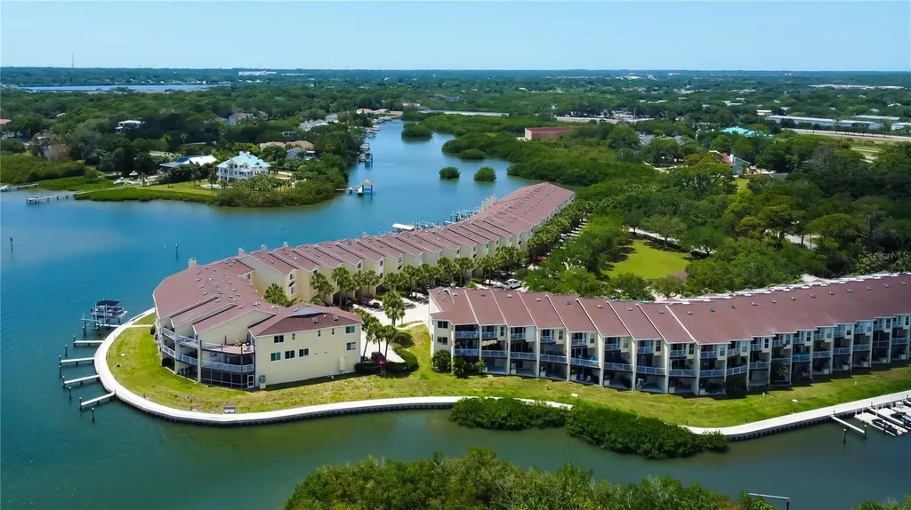 120 Brent Circle Oldsmar FL 34677