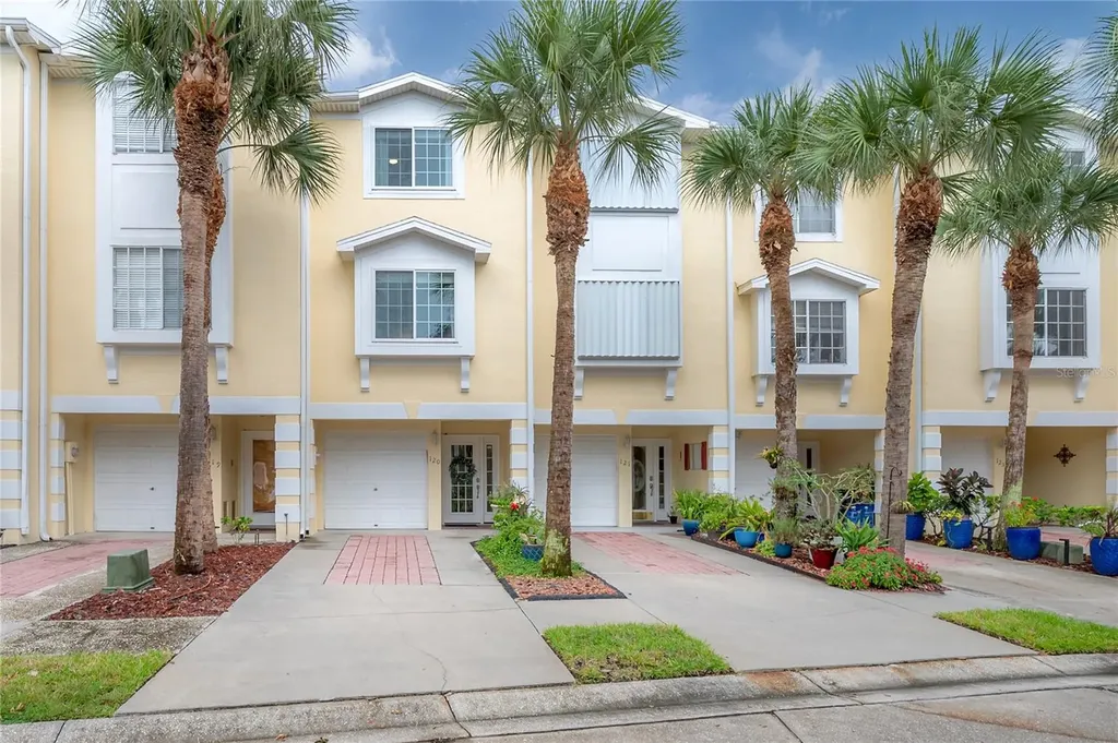 120 Brent Circle Oldsmar FL 34677