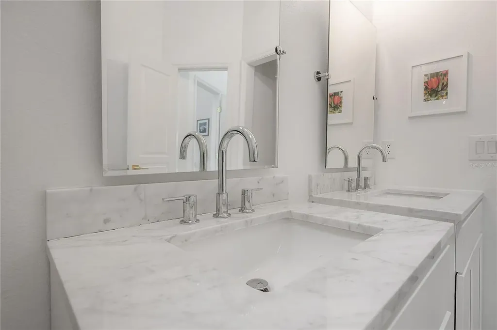 120 Brent Circle Oldsmar FL 34677