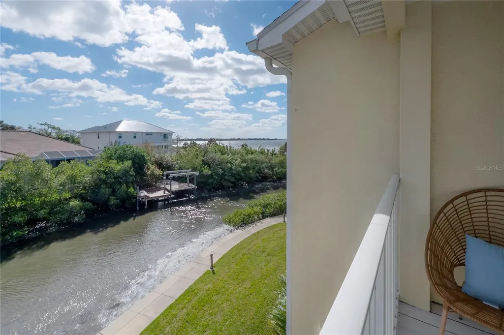 120 Brent Circle Oldsmar FL 34677