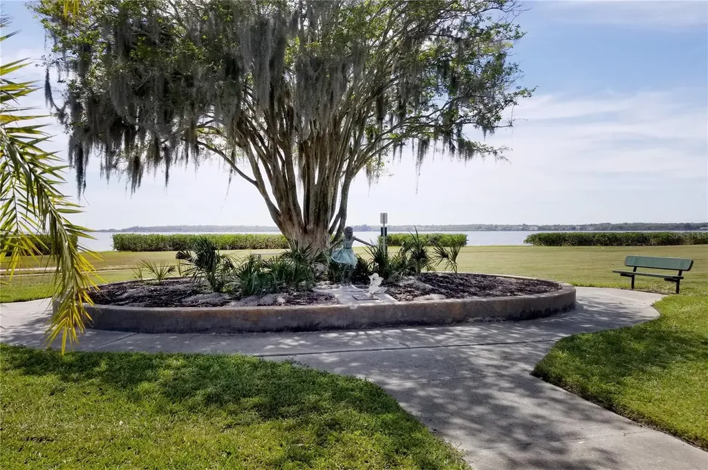 120 Brent Circle Oldsmar FL 34677