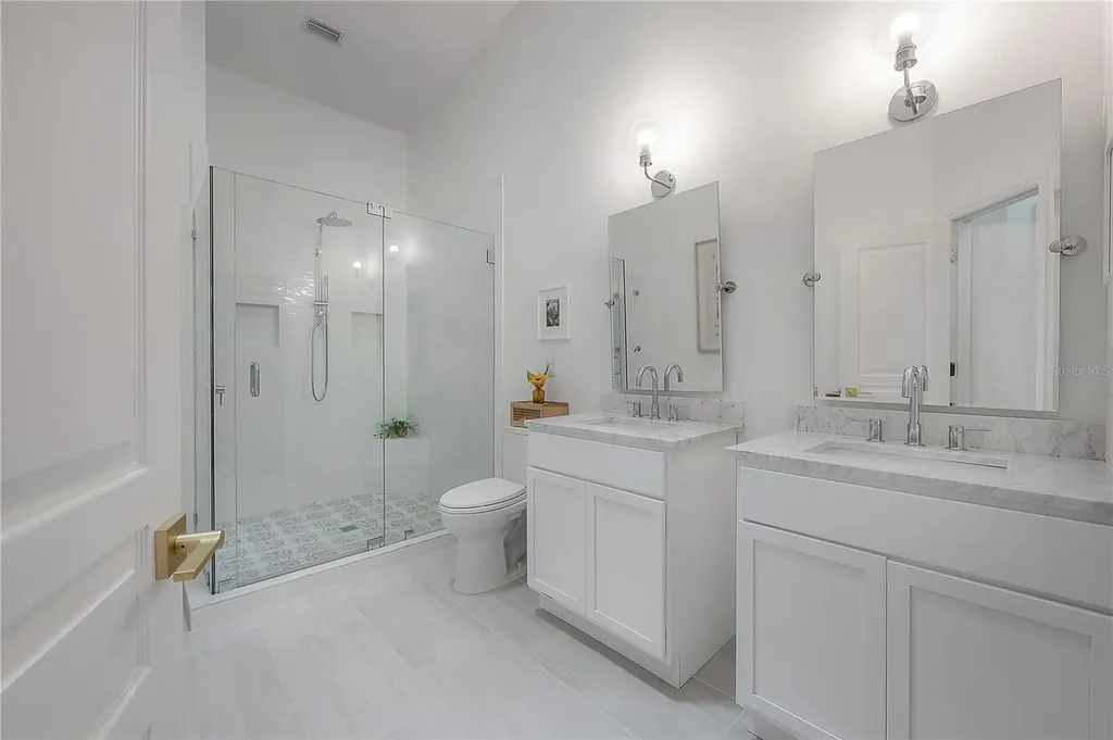 120 Brent Circle Oldsmar FL 34677