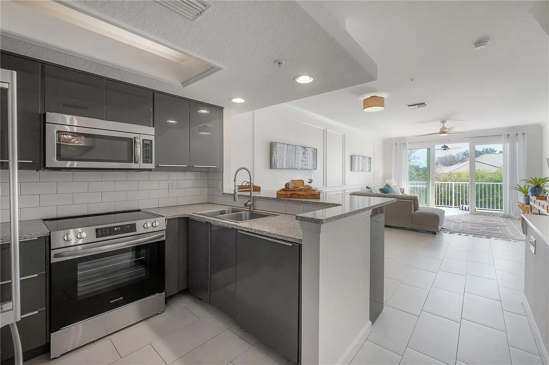 120 Brent Circle Oldsmar FL 34677