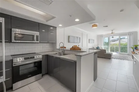 120 Brent Circle Oldsmar FL 34677